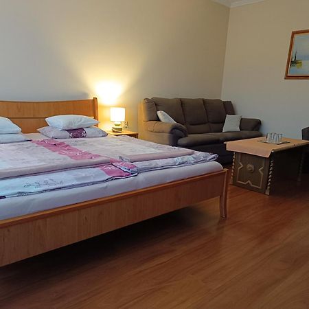 Bed and Breakfast Szilvia Panzio Gyomaendrőd Exteriér fotografie