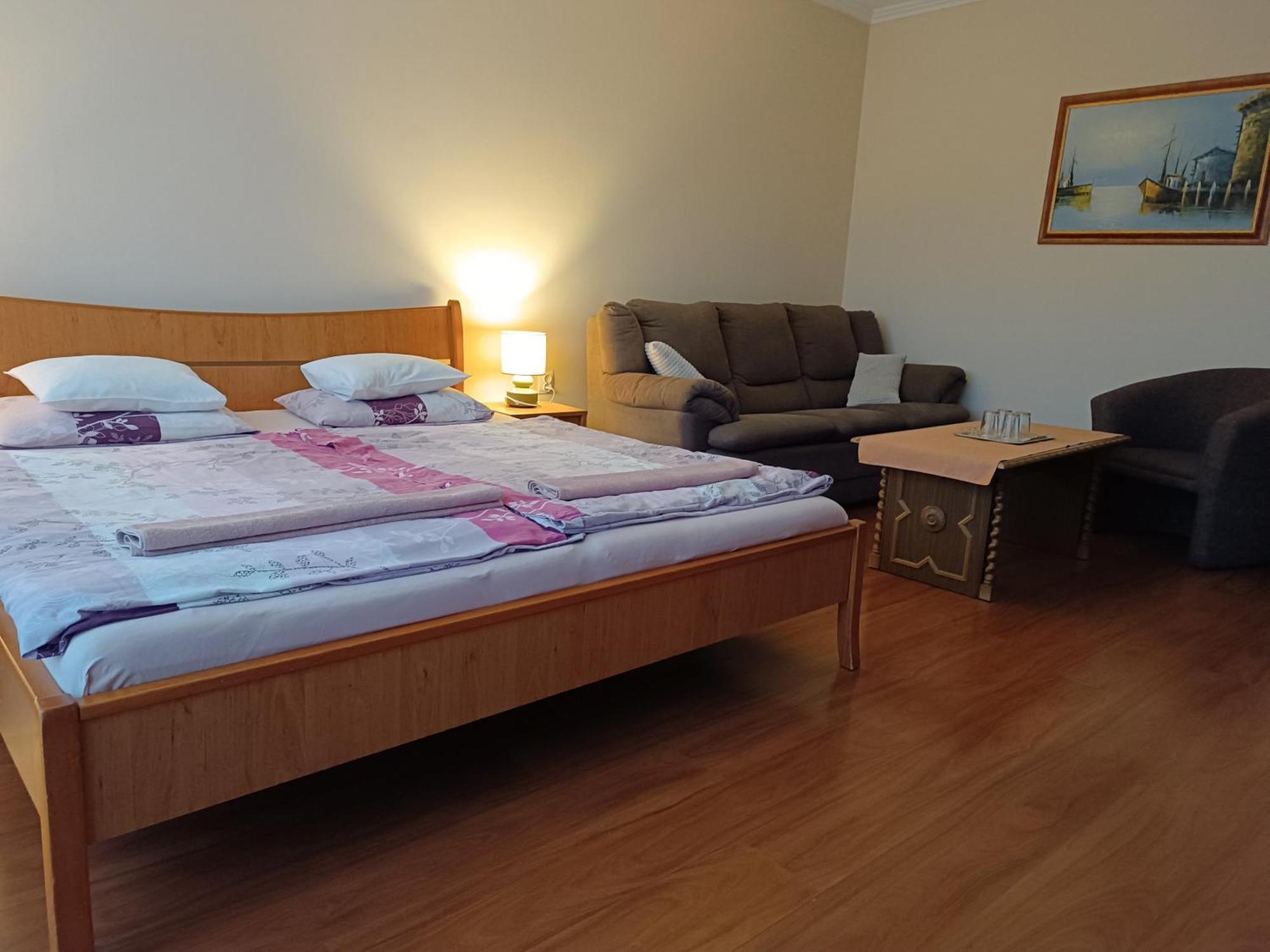 Bed and Breakfast Szilvia Panzio Gyomaendrőd Exteriér fotografie